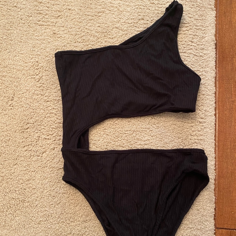 LF Emma and Sam cutout bodysuit